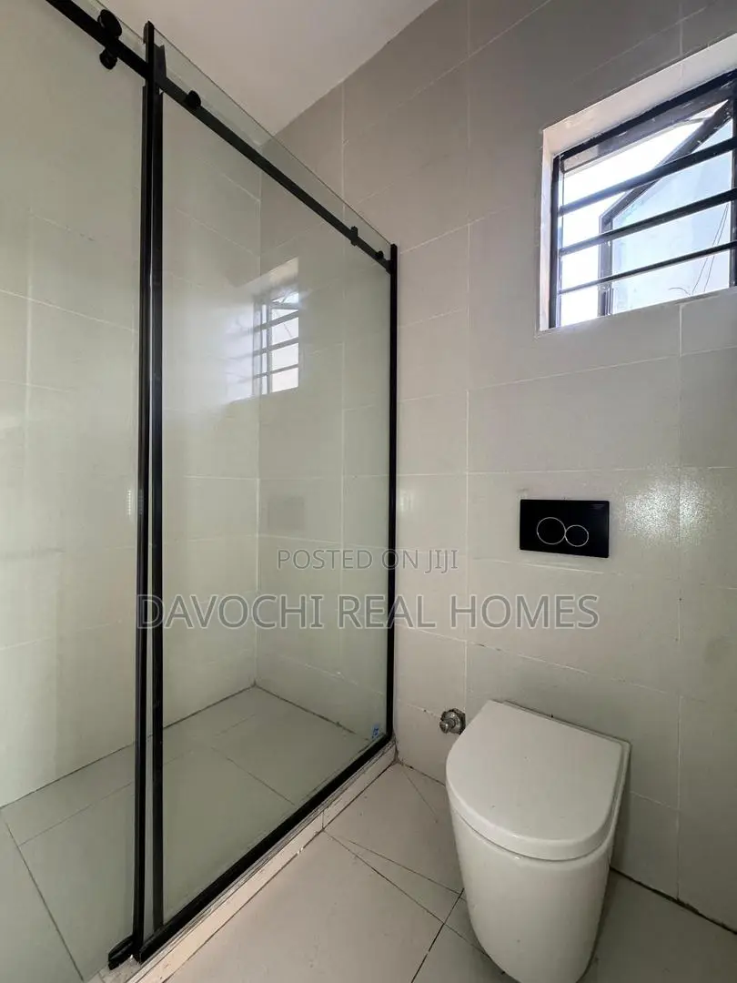 Neat 1 Bedroom Apartment With Excellent Facilities for Sale in Ologolo