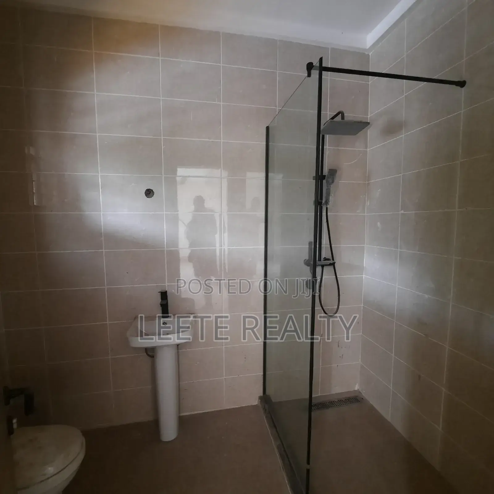 4bdrm Townhouse/Terrace in Jabi for sale in Jabi