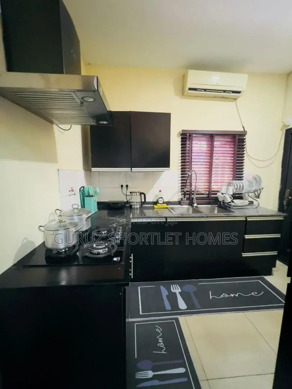 Luxury 2-Bedroom Apartment | Ps5, Wifi, 24/7 Light Sec in Mende