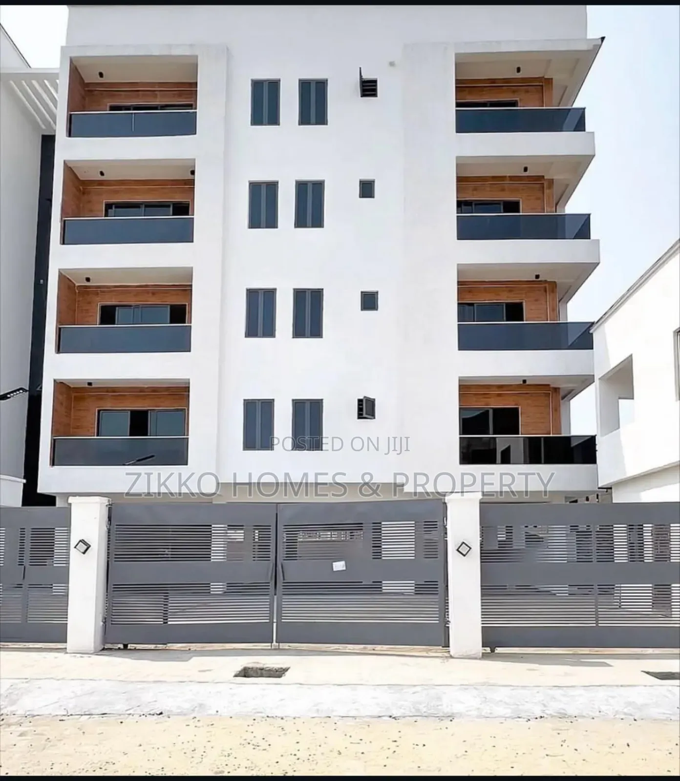 2bdrm Block of Flats in Ikate, Lekki for sale in Lekki