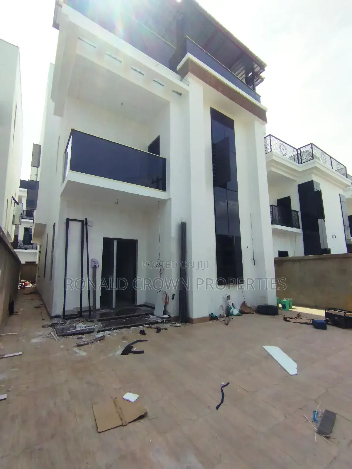 4bdrm Duplex in Ago Palace for sale in Ago Palace