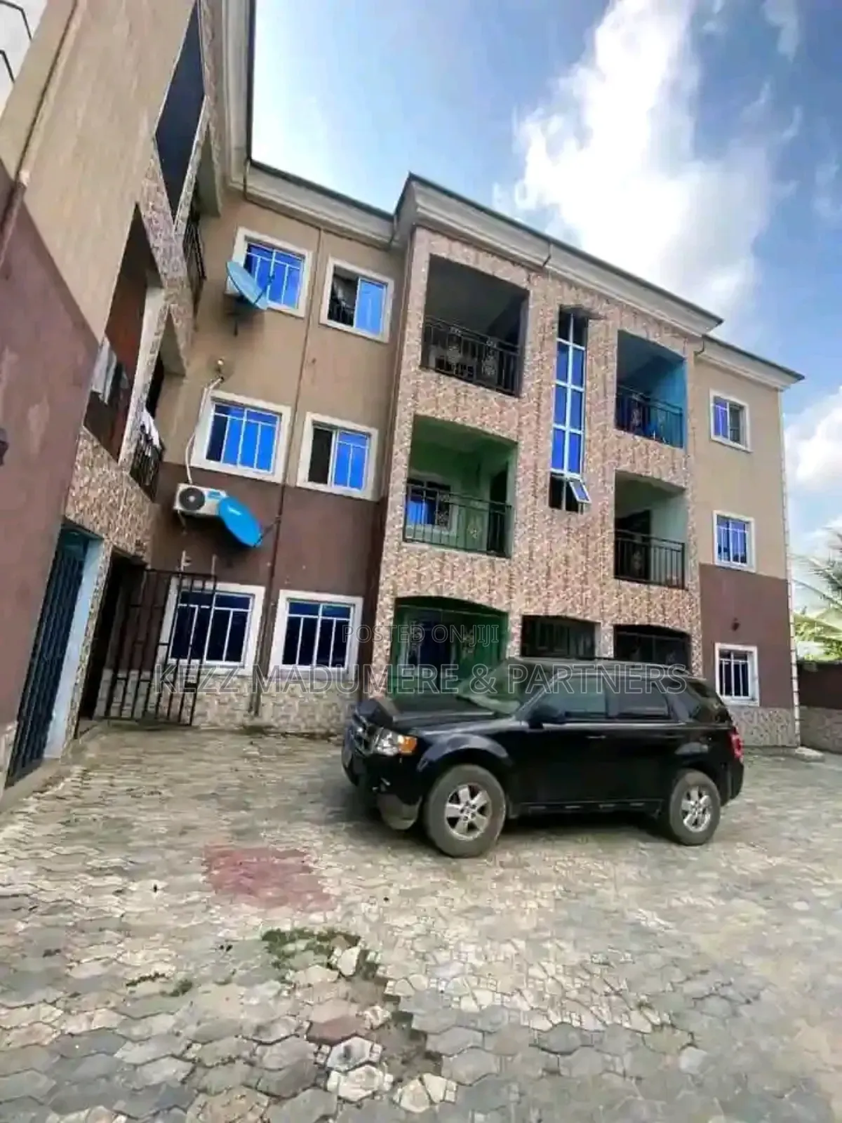 13bdrm Block of Flats in Ogbogoro Egbelu Road for sale in Port-Harcourt