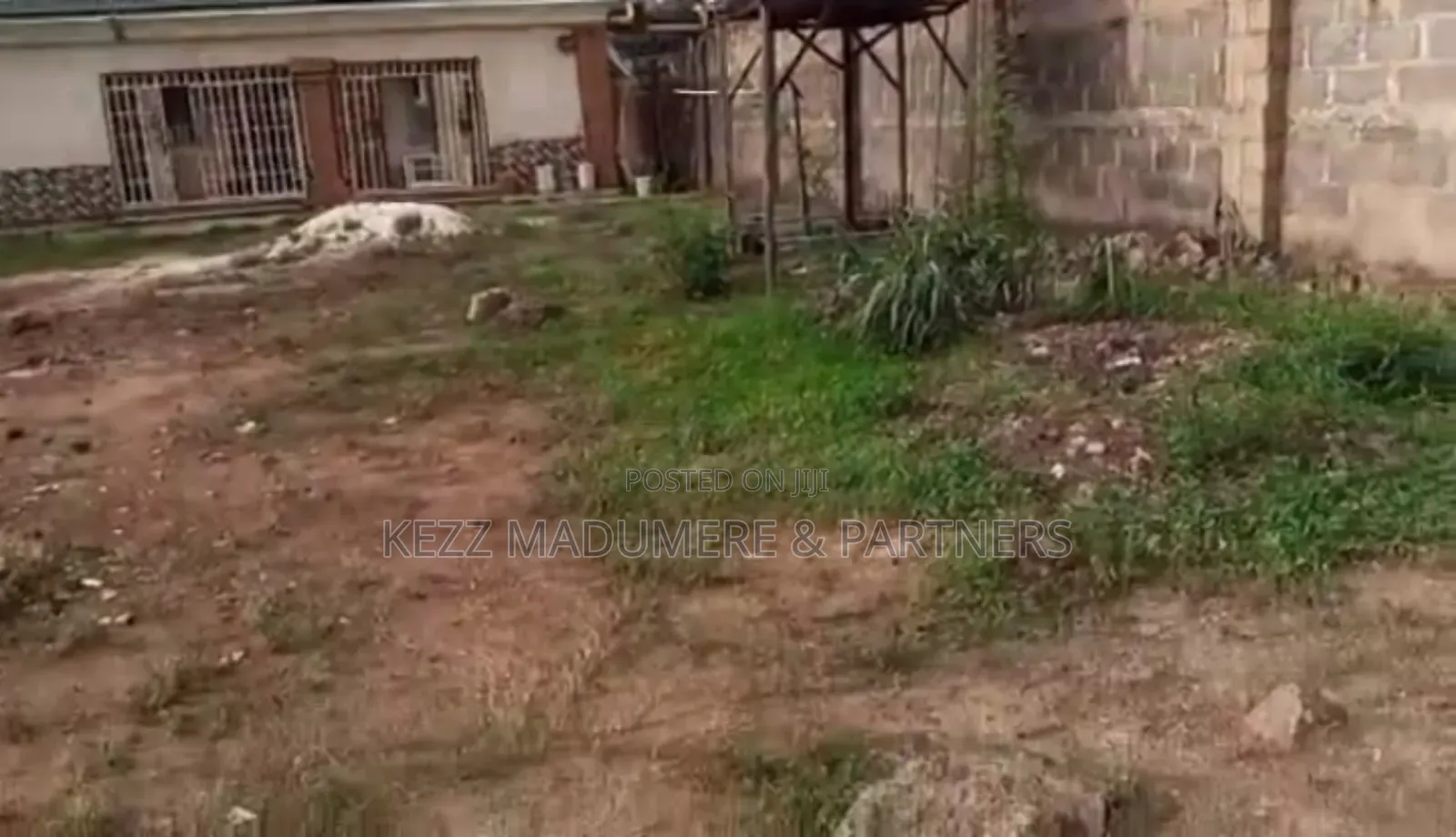 For Sale : 600 SQMTS at Golf Estate, Enugu , Enugu State in Port-Harcourt