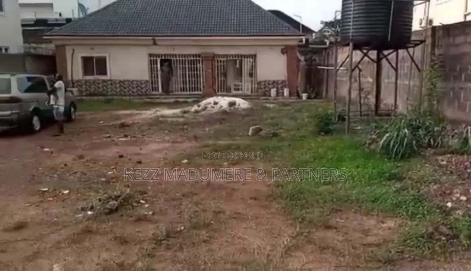 For Sale : 600 SQMTS at Golf Estate, Enugu , Enugu State in Port-Harcourt