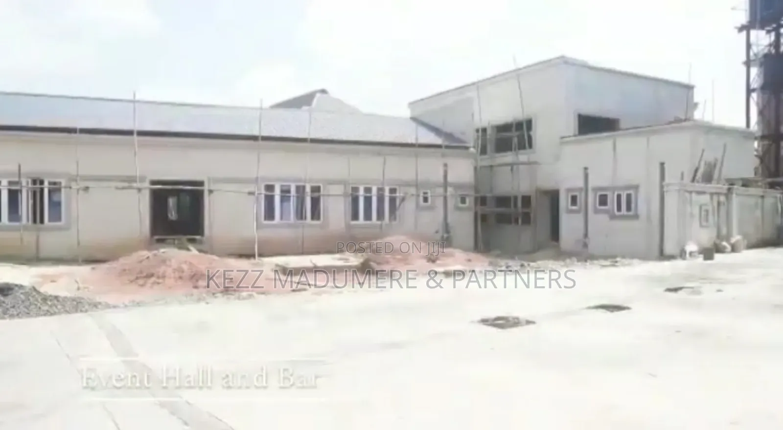 For Sale : 33 Rooms Hotel In Owerri, Imo State in Owerri