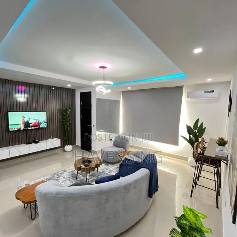 Spacious 1 Bedroom Apartment in Lekki Phase 1