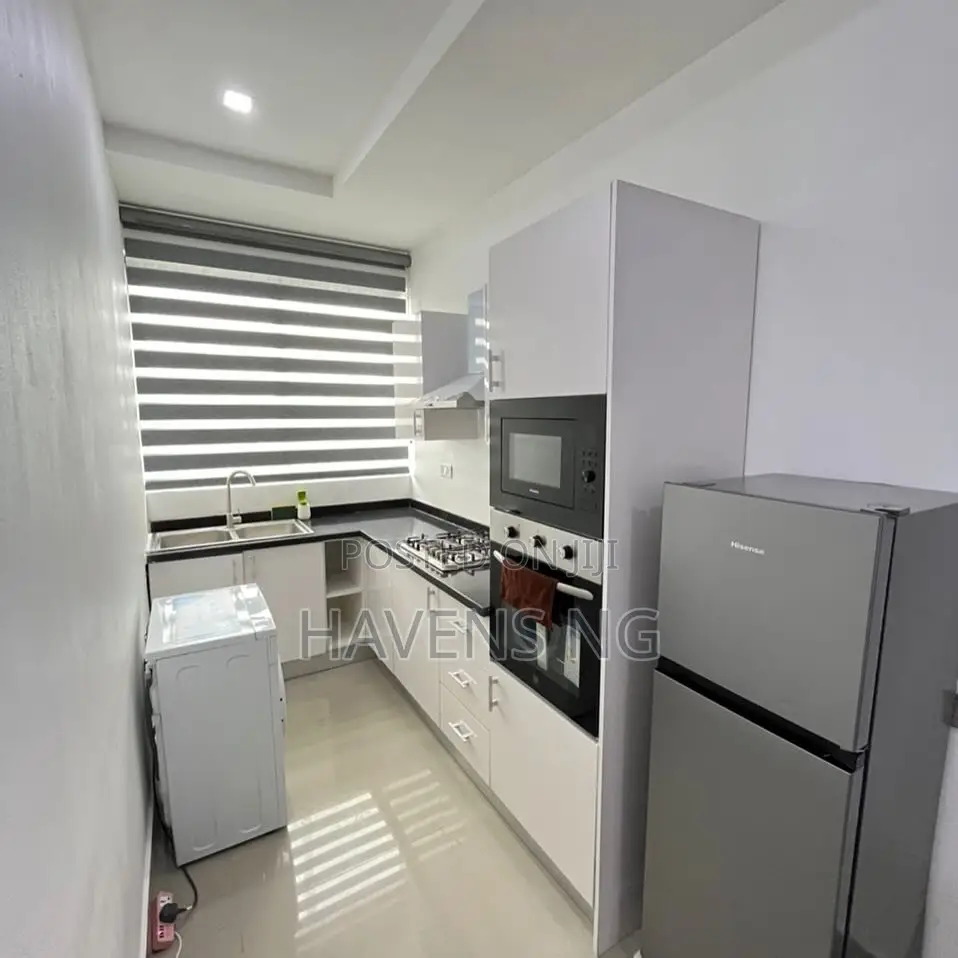 Spacious 1 Bedroom Apartment in Lekki Phase 1