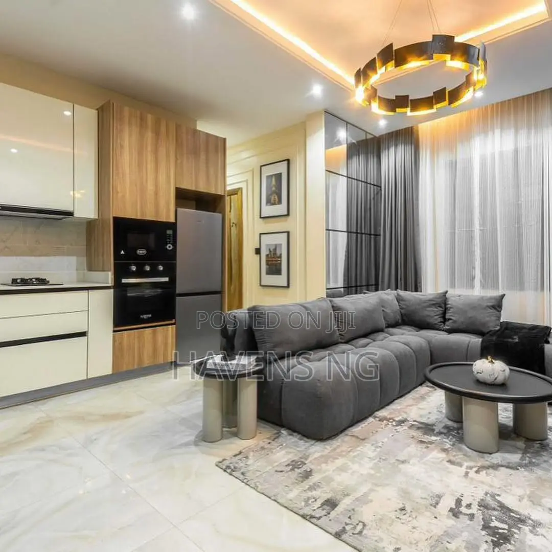 Luxury 1 Bedroom Flat in Lekki Phase 1