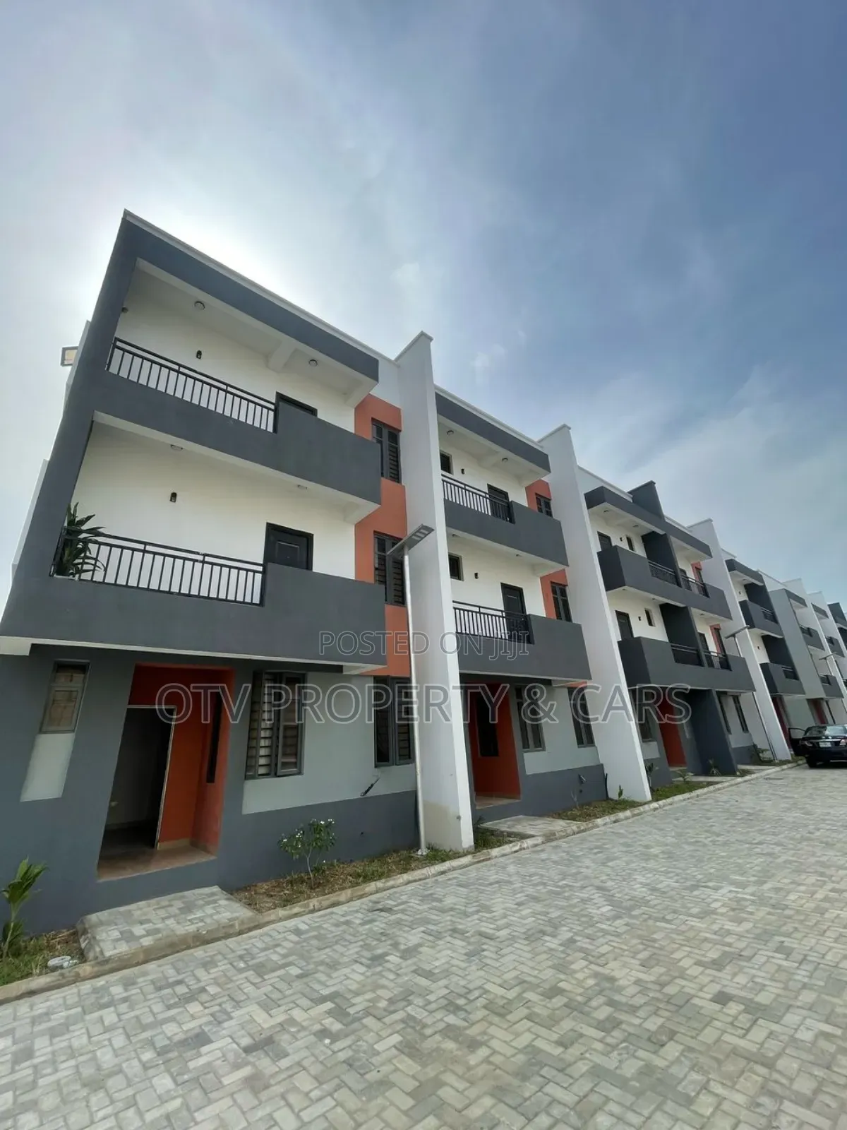Furnished 4bdrm Townhouse/Terrace in Ikate for sale in Ikate