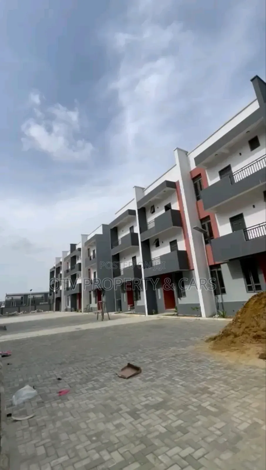 Furnished 4bdrm Townhouse/Terrace in Ikate for sale in Ikate