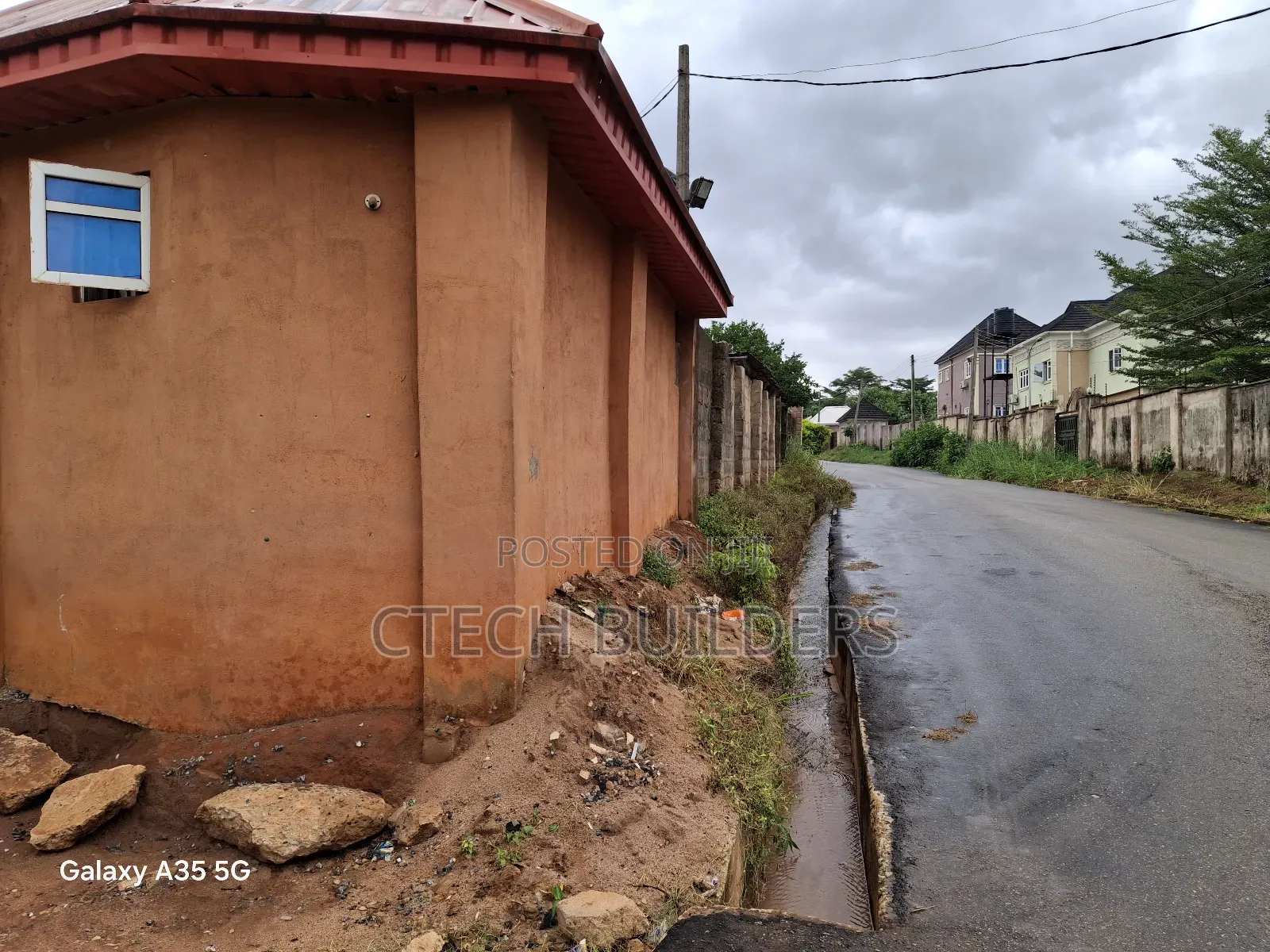 Land on a Tarred Road for Sale in Benin City