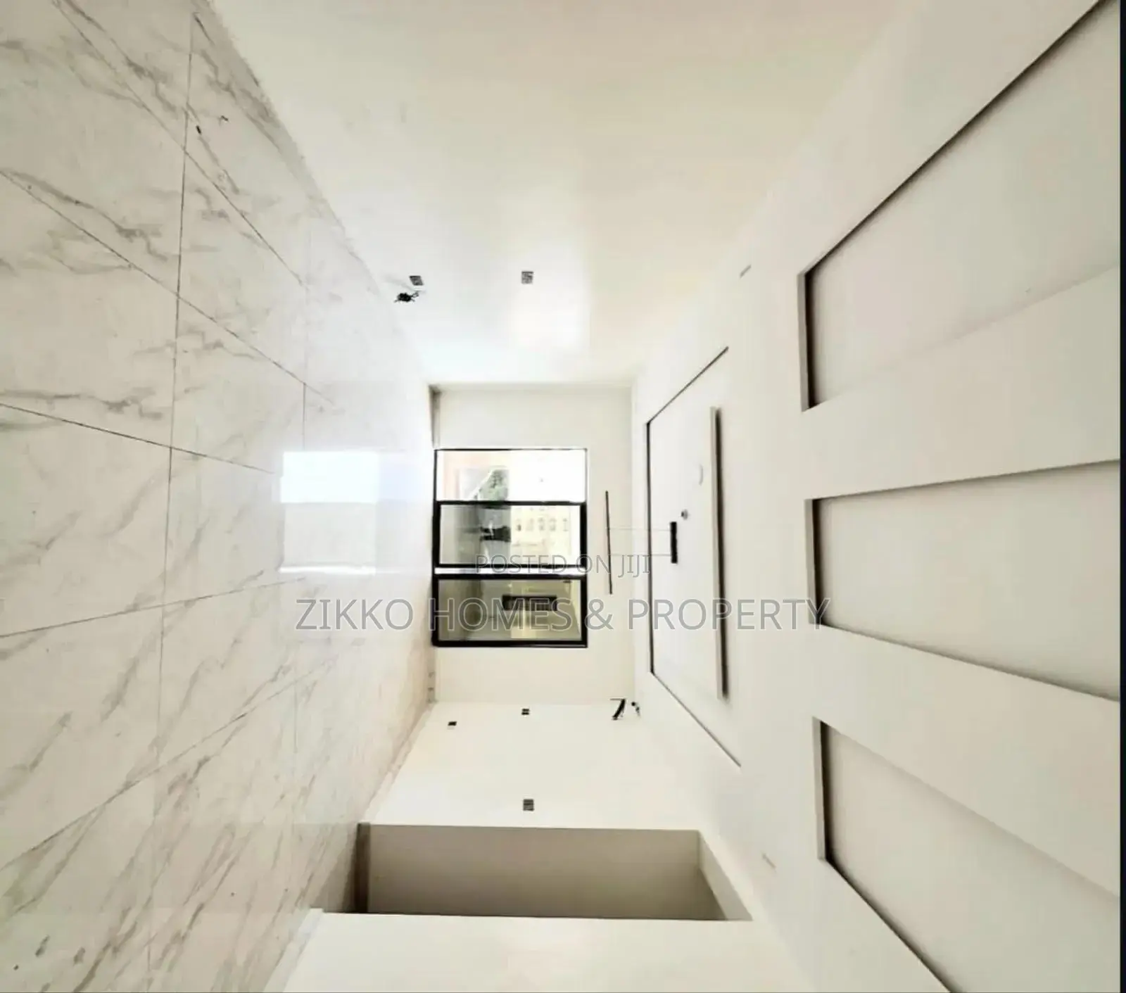2bdrm Block of Flats in Ikate, Lekki for sale in Lekki