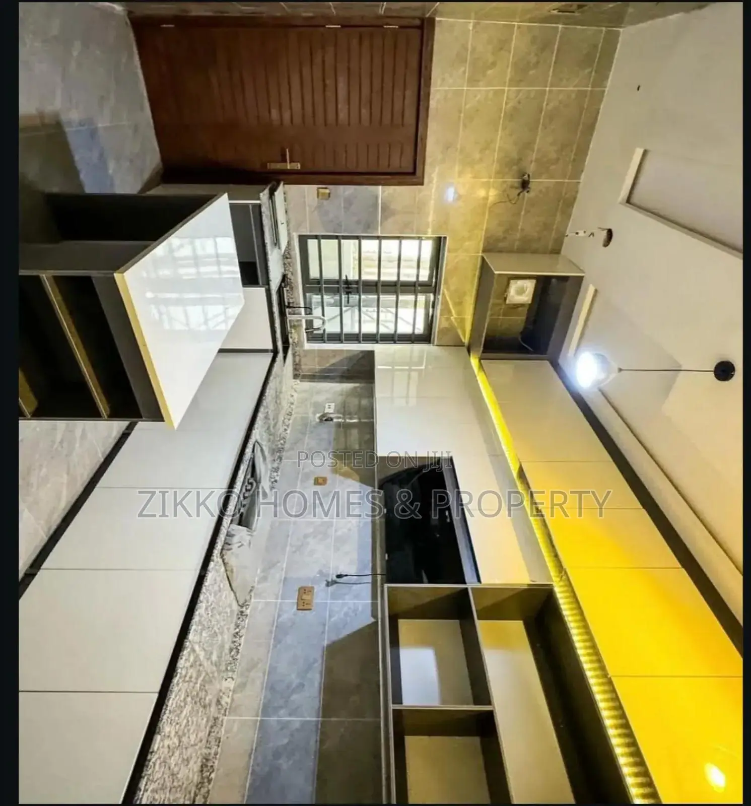 4bdrm Duplex in Ikota, Lekki for sale in Lekki