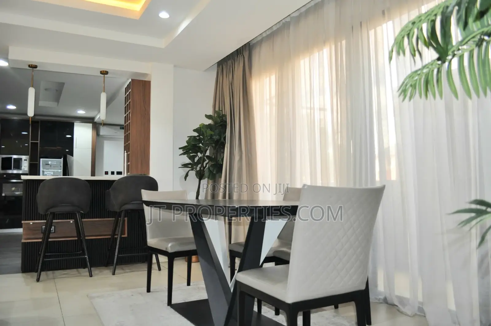 Luxurious 3bed With Pool Wuse 2 in Wuse 2