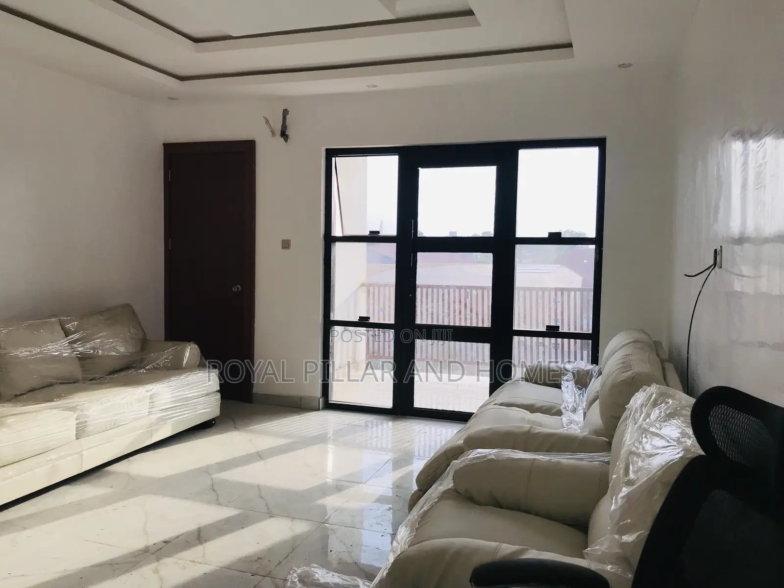 2bdrm Block of Flats in Kaura Close To Games for sale in Kaura