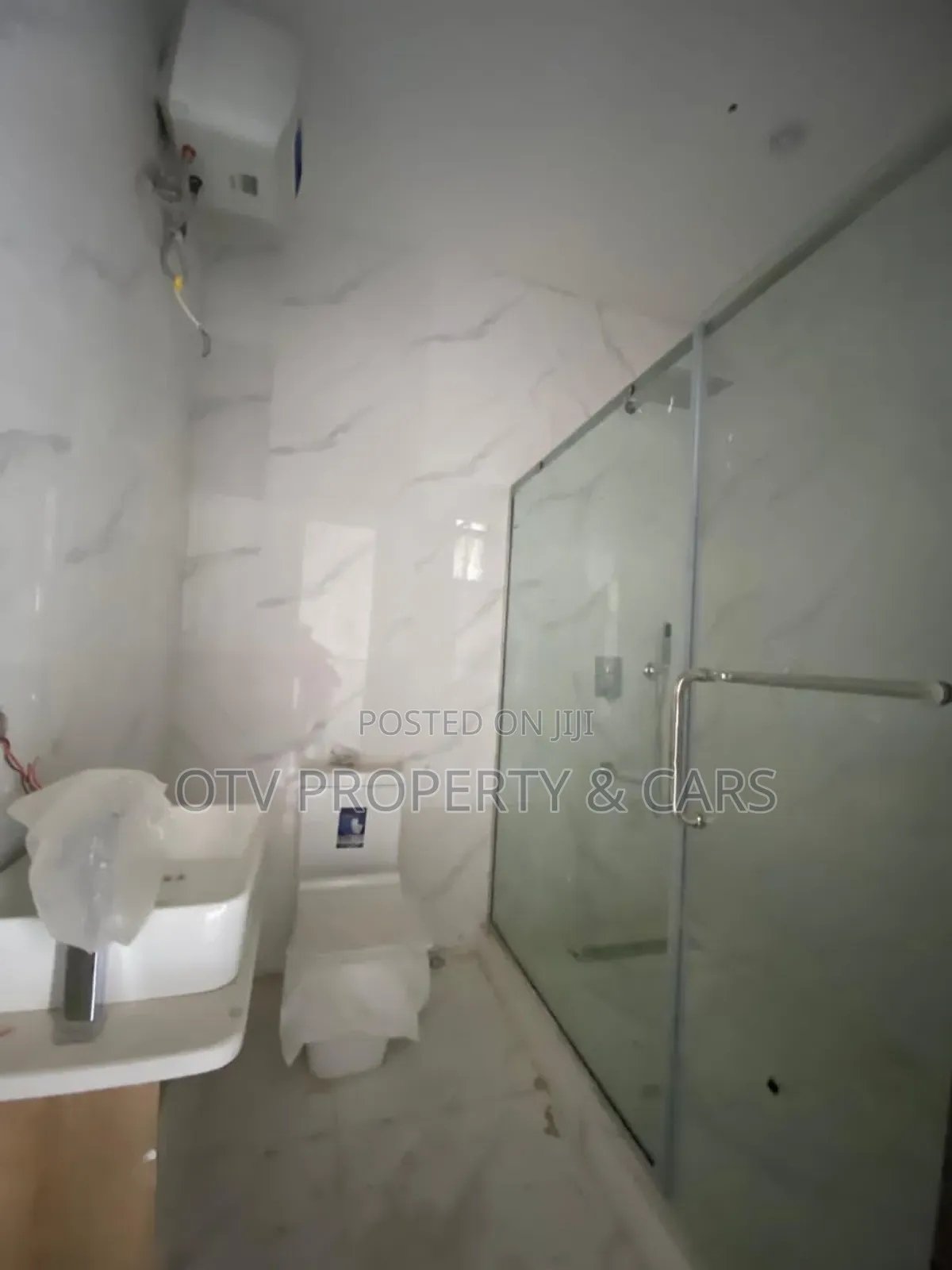 Furnished 4bdrm Townhouse/Terrace in Lekki Phase 1 for sale in Lekki Phase 1