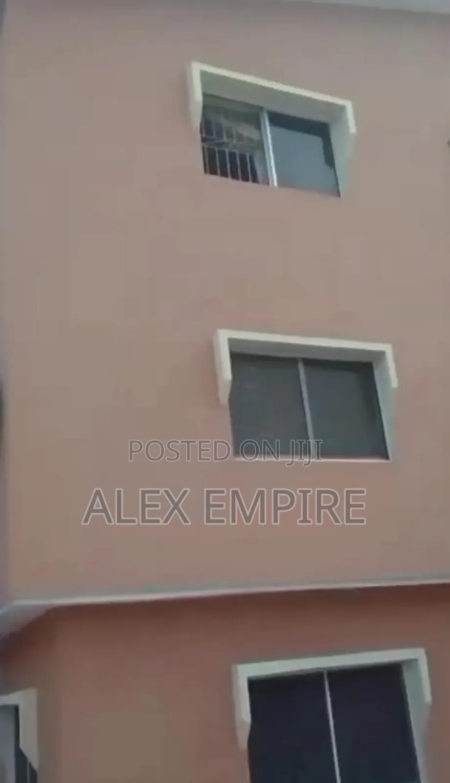 3bdrm Block of Flats in Ago Palace for sale in Ago Palace