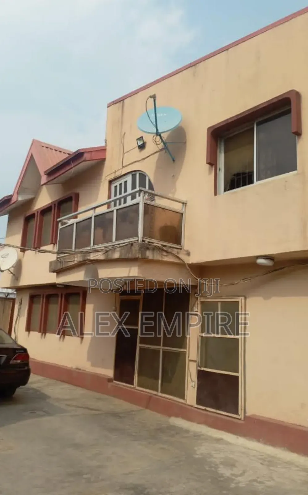 3bdrm Block of Flats in Ago Palace for sale in Ago Palace