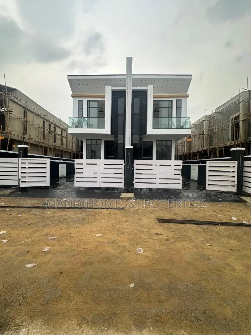 4bdrm Duplex in Lekki for sale in Lekki