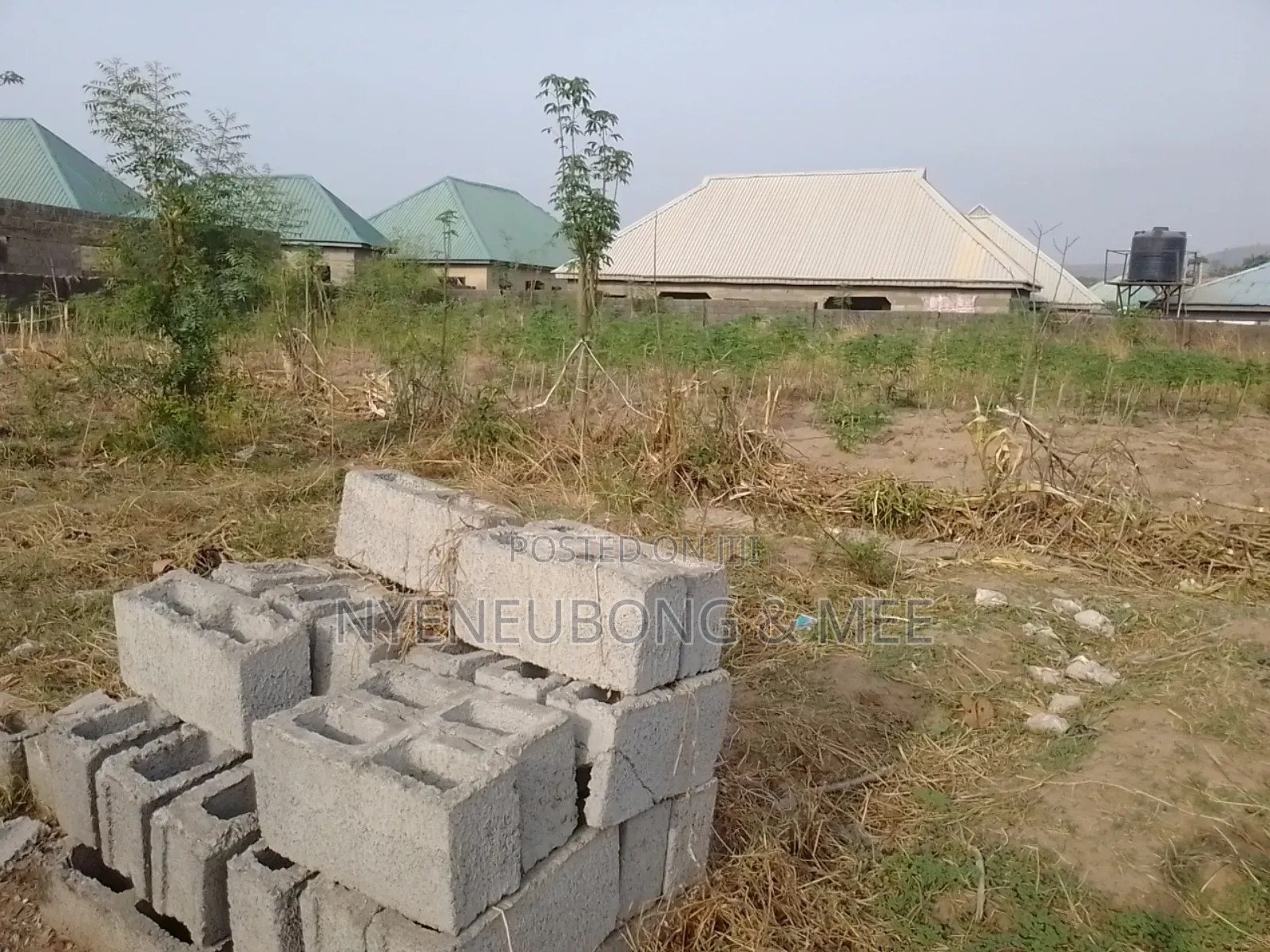 1000sqm. Land for Sale in Phase 4 / Jikwoyi