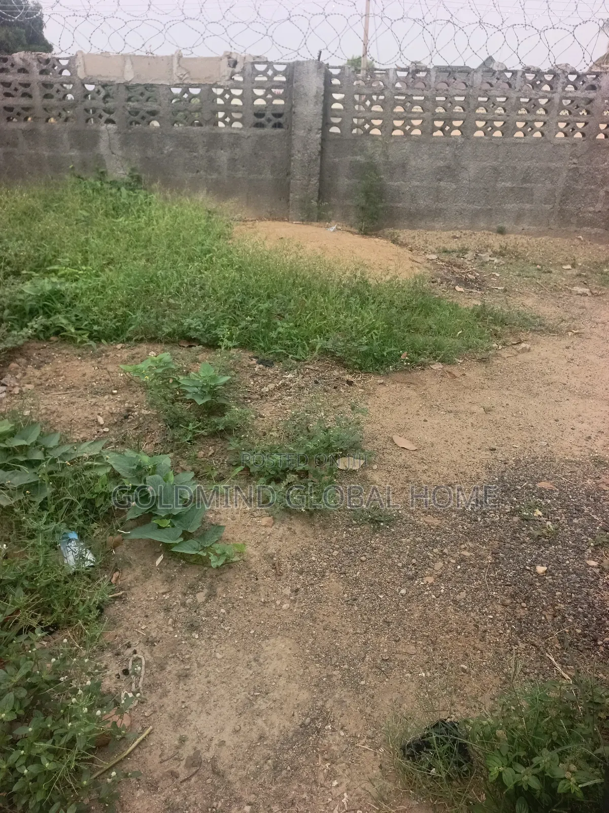 Land In Nbora. 4bedroom Duplex Estate Plot. in Mbora
