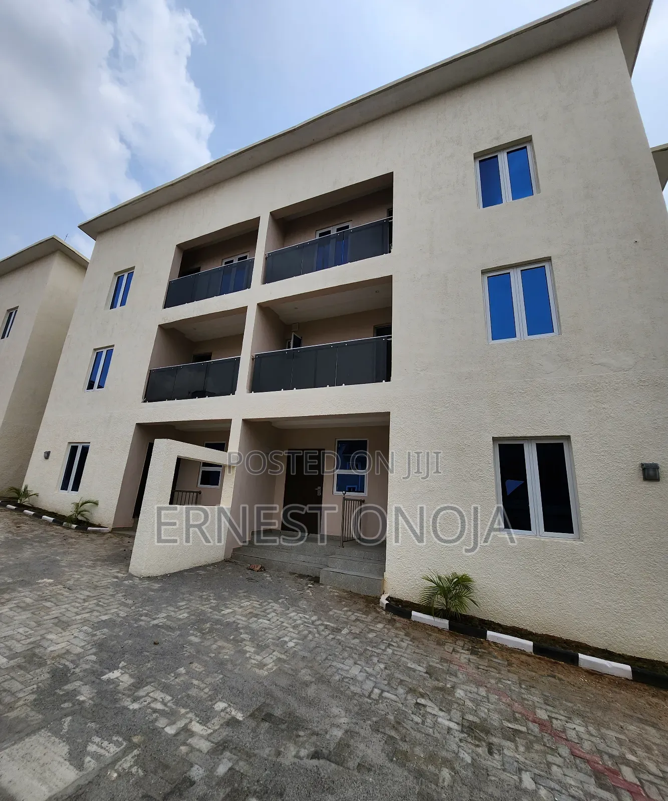 4bdrm Townhouse/Terrace in Apo Zone B for sale in Zone B