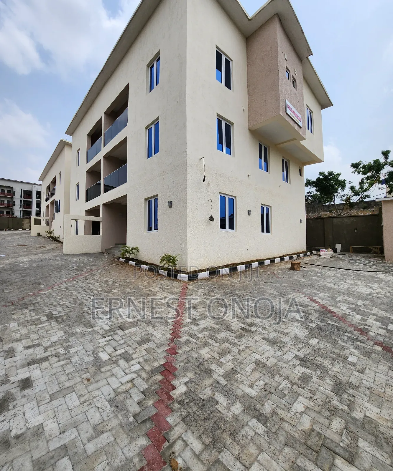 4bdrm Townhouse/Terrace in Apo Zone B for sale in Zone B