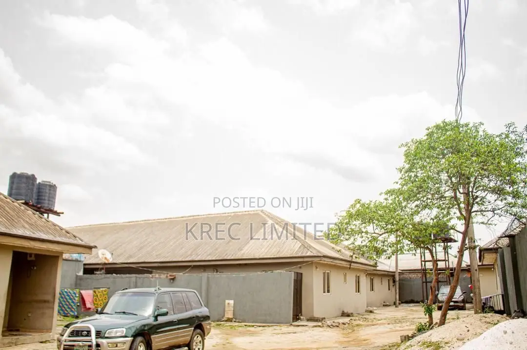 20bdrm Apartment in Peace Estate, Port-Harcourt for sale in Port-Harcourt