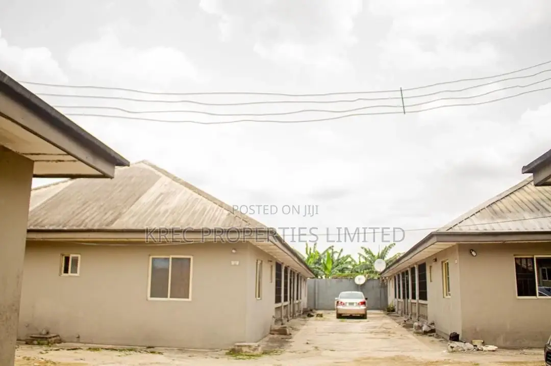 20bdrm Apartment in Peace Estate, Port-Harcourt for sale in Port-Harcourt