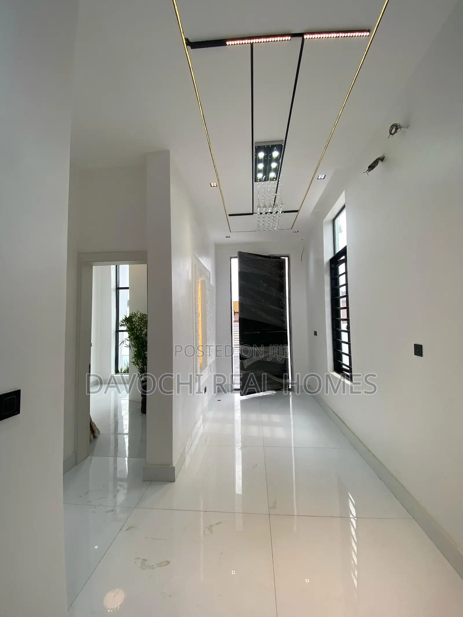 Lovely 5 Bedroom Detached Duplex at Chevron for Sale in Chevron
