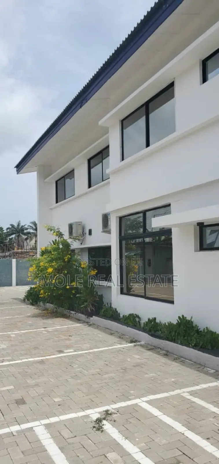 Furnished 2bdrm Duplex in Olokonla Ajah for sale in Ajah