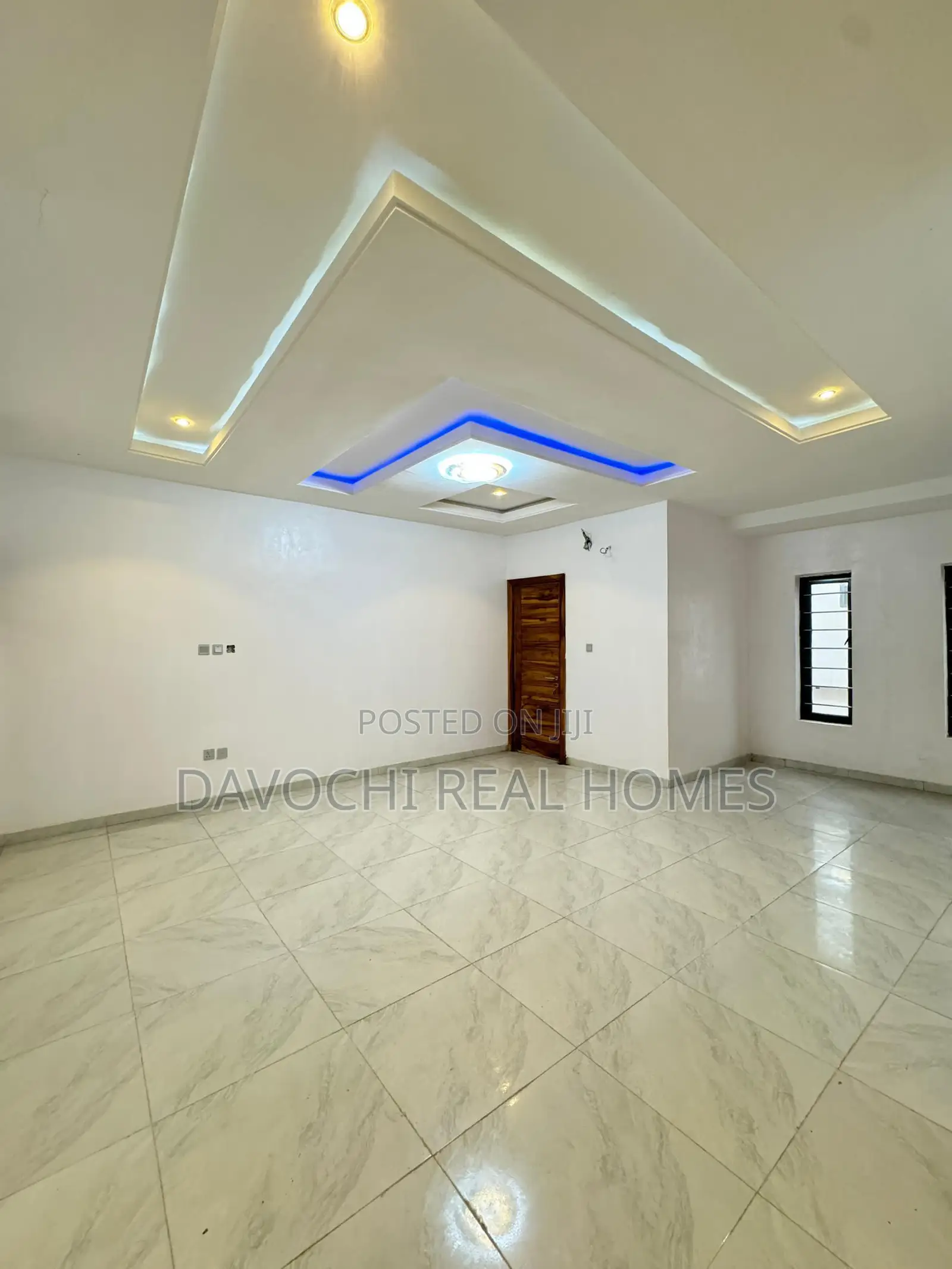4bdrm Duplex in Orchid Road Lekki Phase 2 for sale in Lekki Phase 2