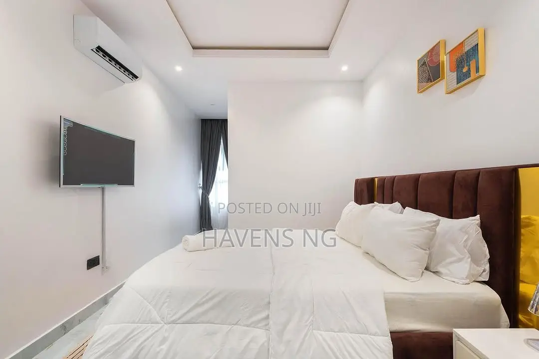 Modern 2-bedroom Maisonette With Top-notch Amenities. in Lekki Phase 1