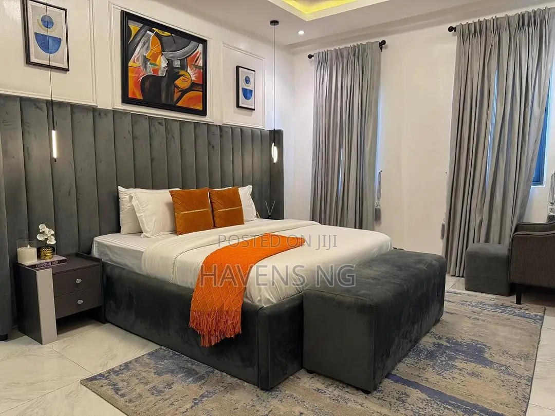 Smart Luxury 2 Bedroom Apartment With Swimming Pool and Ps5 in Lekki Phase 1