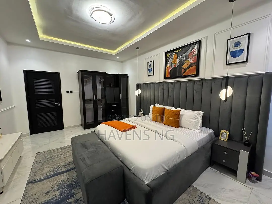 Smart Luxury 2 Bedroom Apartment With Swimming Pool and Ps5 in Lekki Phase 1