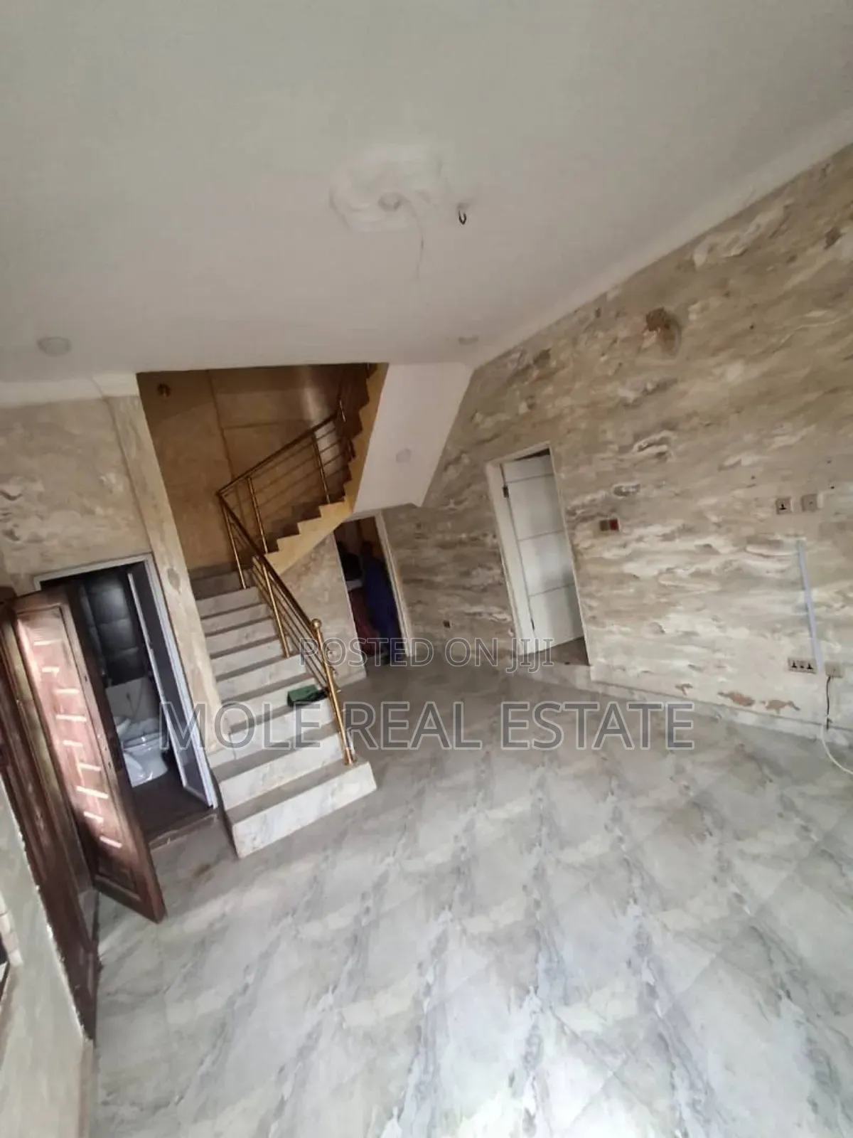 Furnished 3bdrm Duplex in Command, Ifako for sale in Ifako