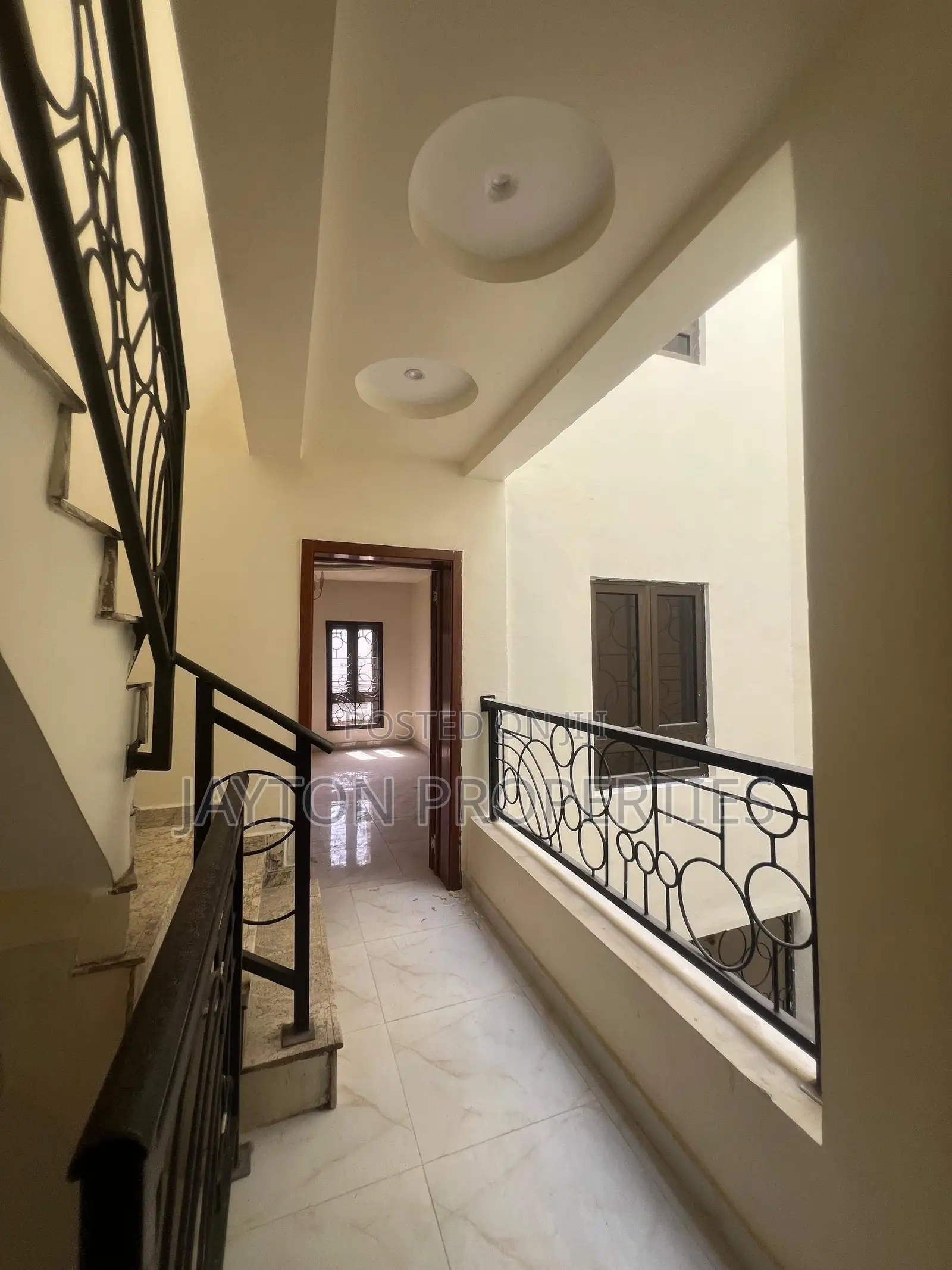 3bdrm Duplex in Utako for rent in Utako