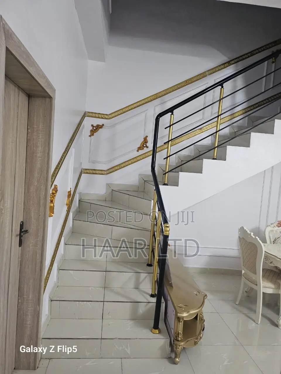 Monthly Room Per Month With Pool and Wi-Fi in Lekki Phase 2