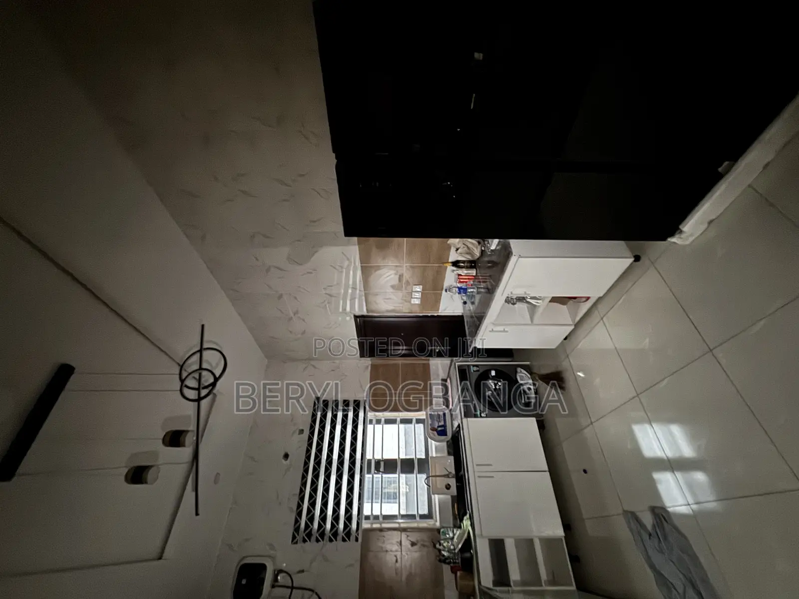 Monthly Room Per Month With Pool and Wi-Fi in Lekki Phase 2