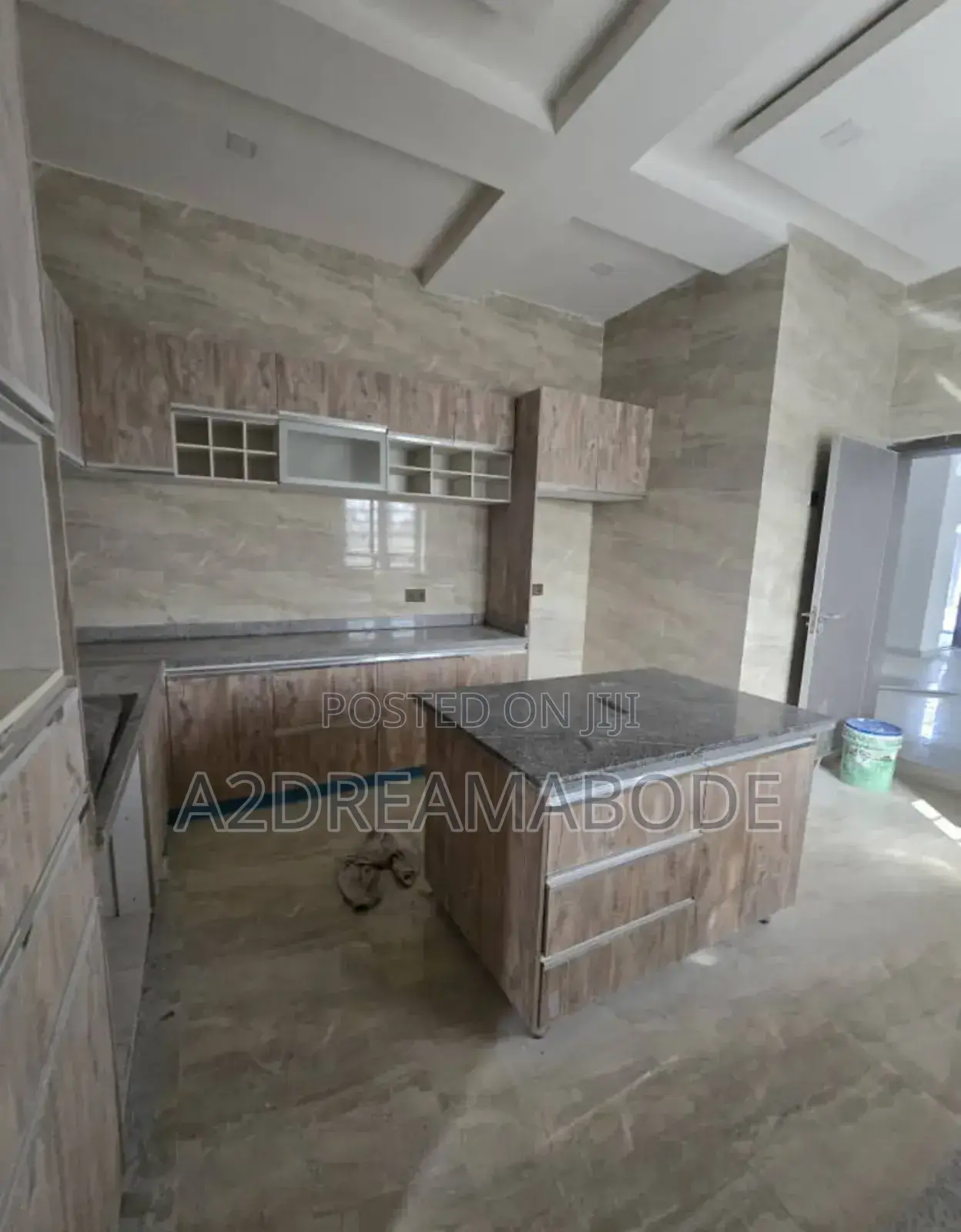 5bdrm Duplex in Omole Phase 2 for rent in Omole Phase 2