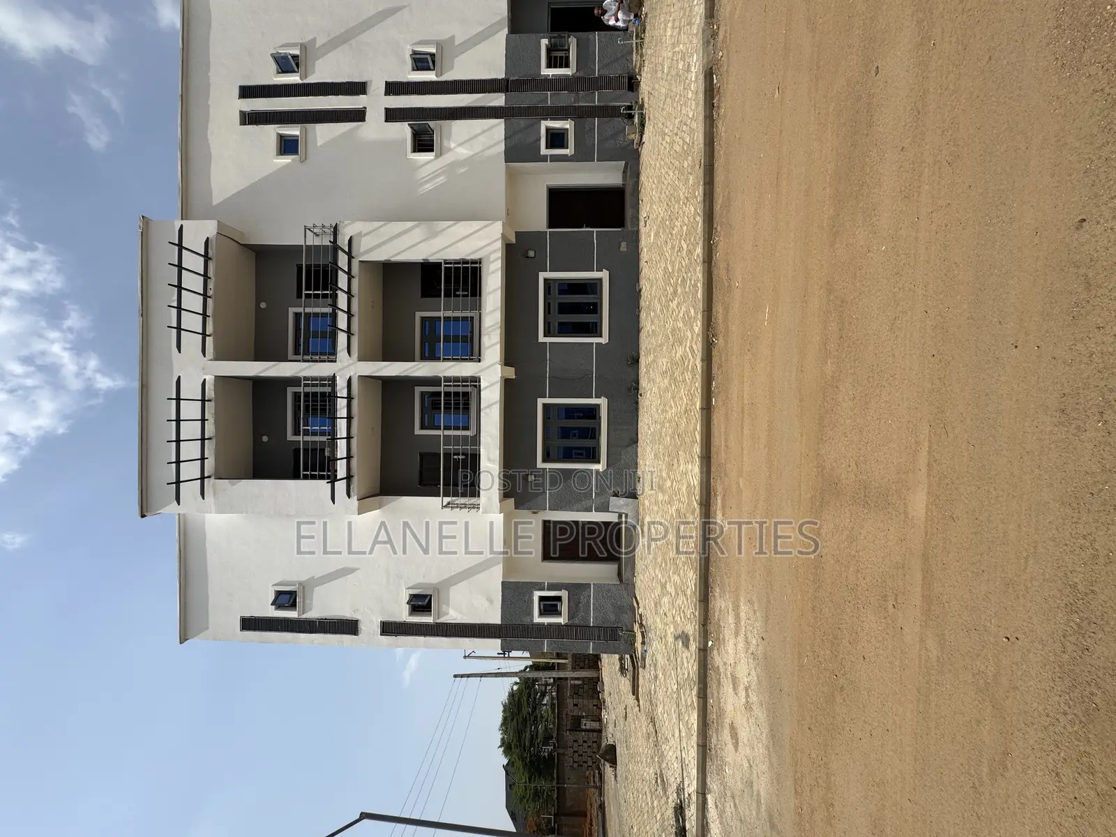 4bdrm Townhouse/Terrace in Dawaki for sale in Dawaki