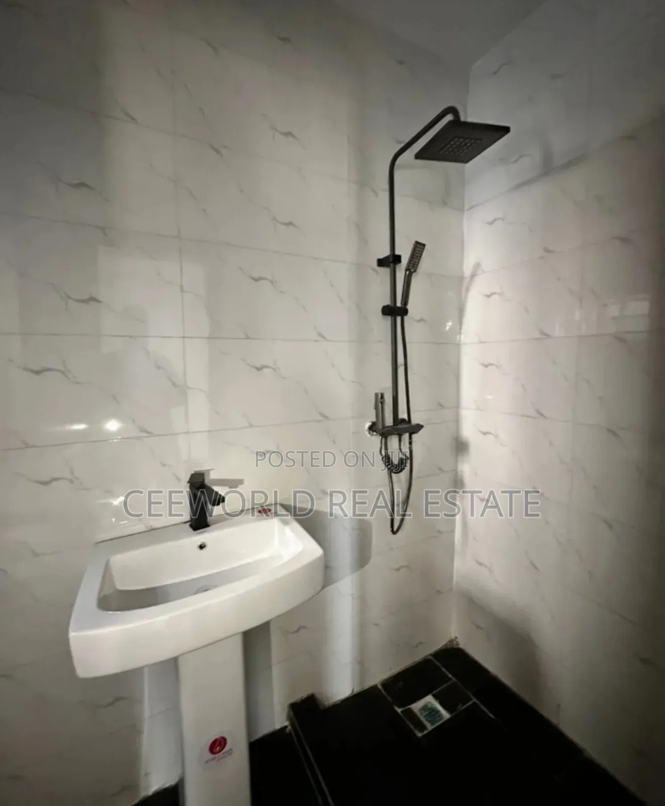4bdrm Duplex in Lere Adigun Gra, Basorun for sale in Basorun