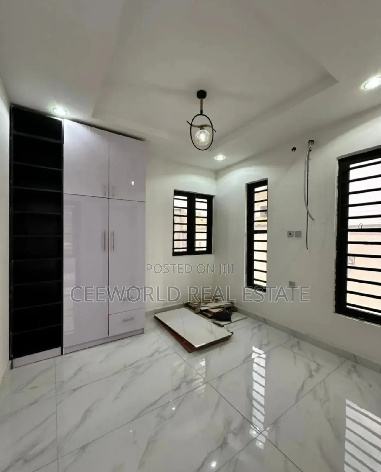 5bdrm Duplex in Carlton Gate Estate, Akobo for sale in Akobo