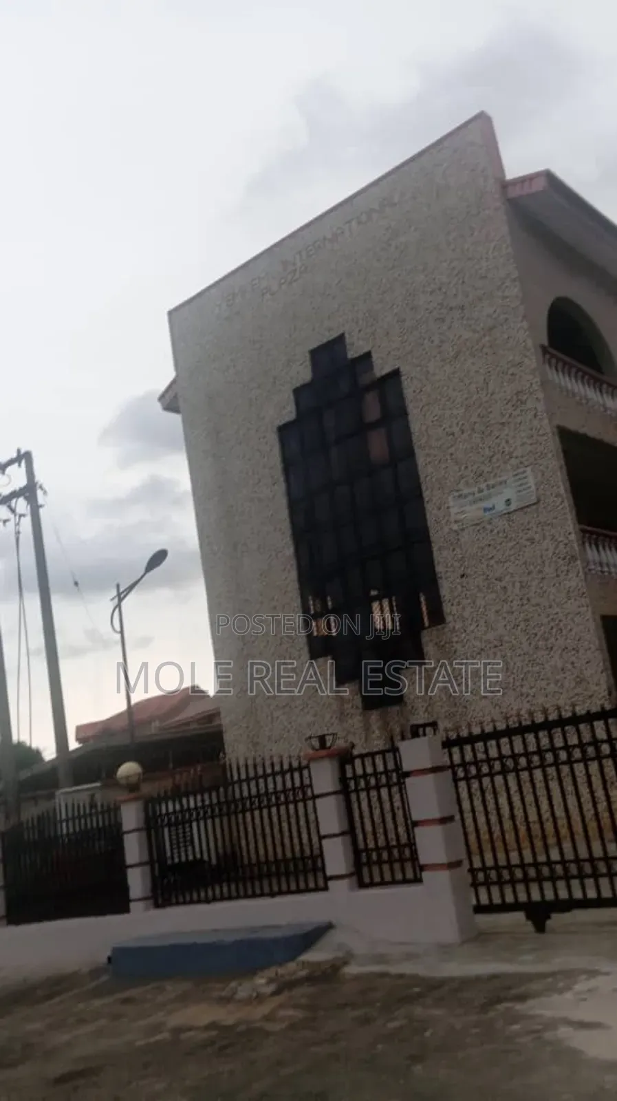 3 Floor Open Plan Office 4 Lease Egbeda Idimu Avule Odu B/S in Egbeda / Egbeda
