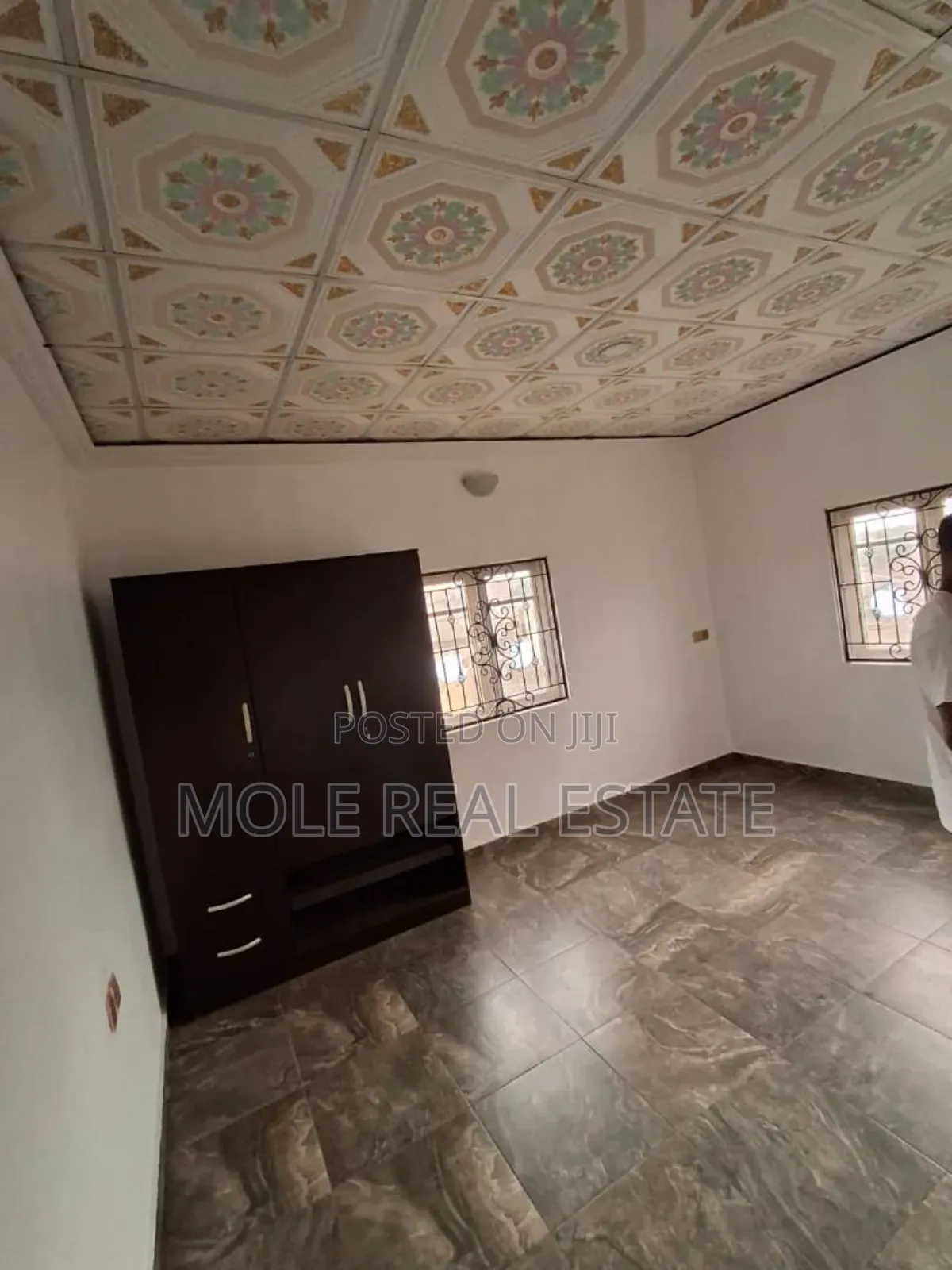 3 Floor Open Plan Office 4 Lease Egbeda Idimu Avule Odu B/S in Egbeda / Egbeda
