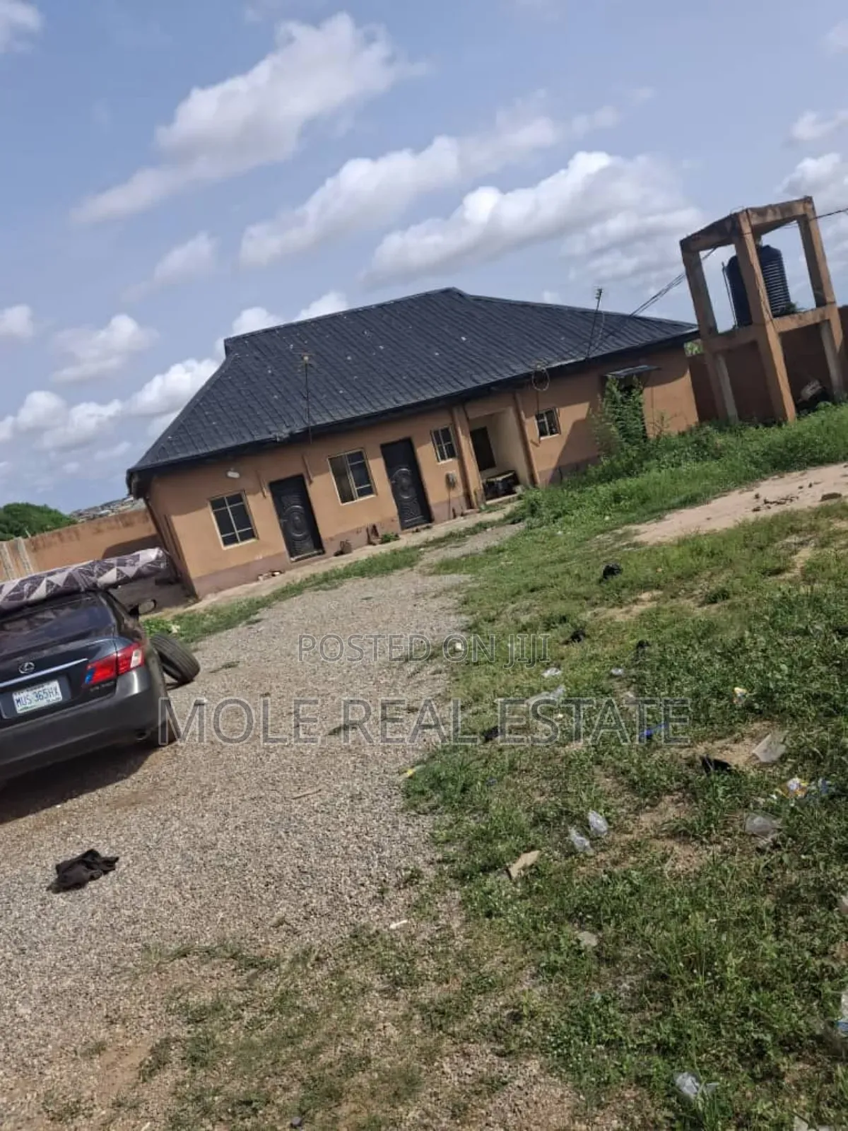 3bdrm Bungalow in Ayobo for sale in Ayobo