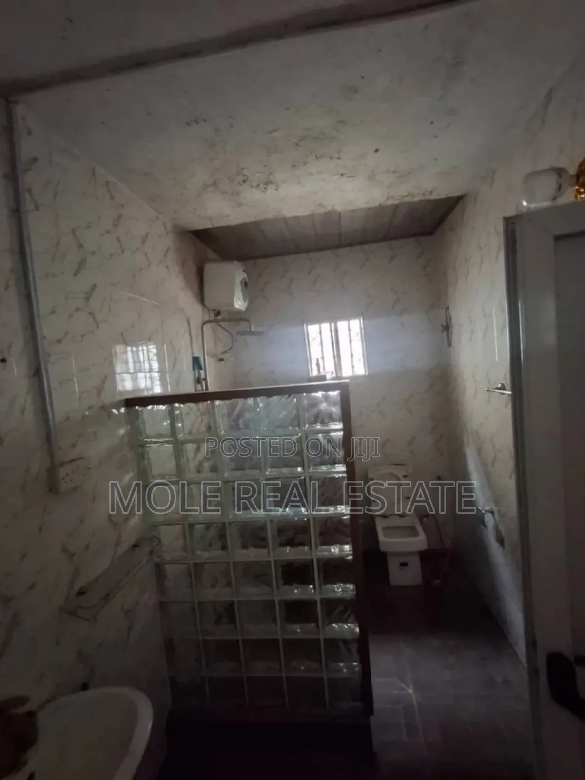 3bdrm Bungalow in Ayobo for sale in Ayobo