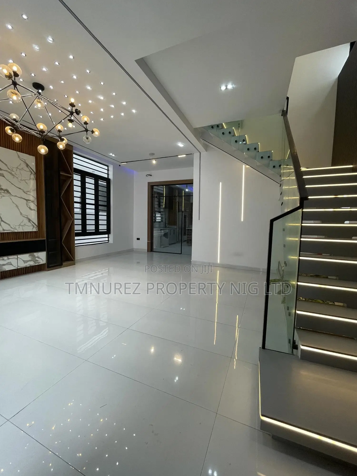 4bdrm Duplex in Royal Pine, Chevron for sale in Chevron