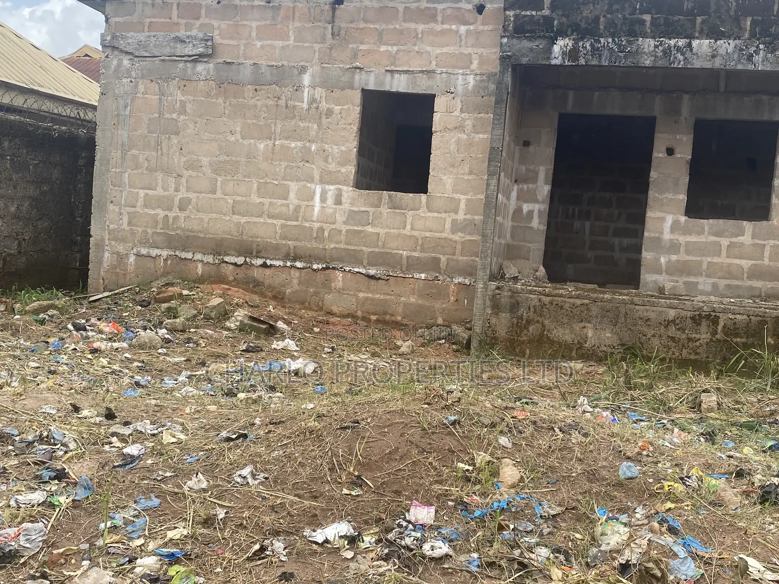 6bdrm Block of Flats in Benin City for sale in Benin City