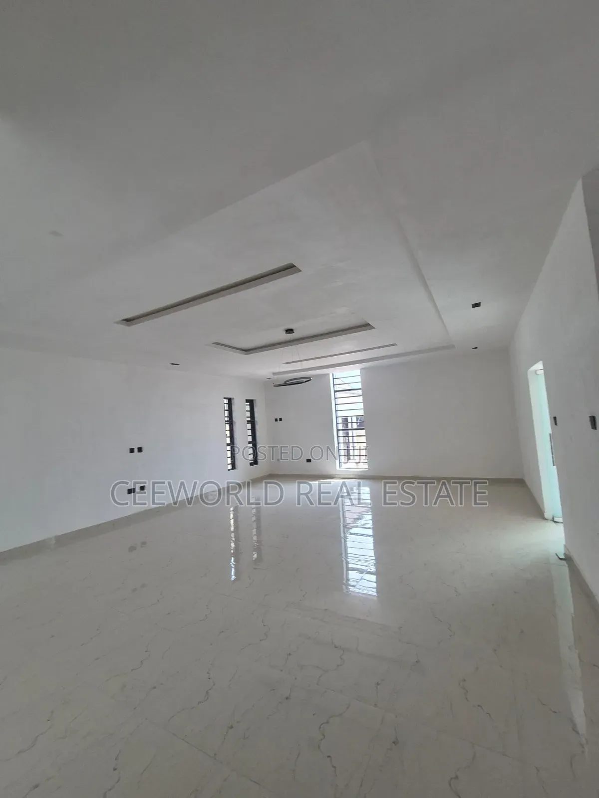 5bdrm Duplex in Adeosun Estate, for sale in Akobo